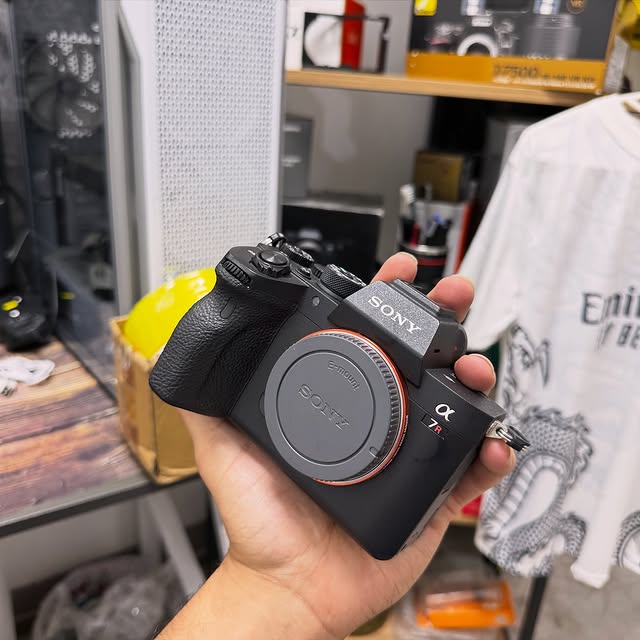 Câmera Sony A7R IV