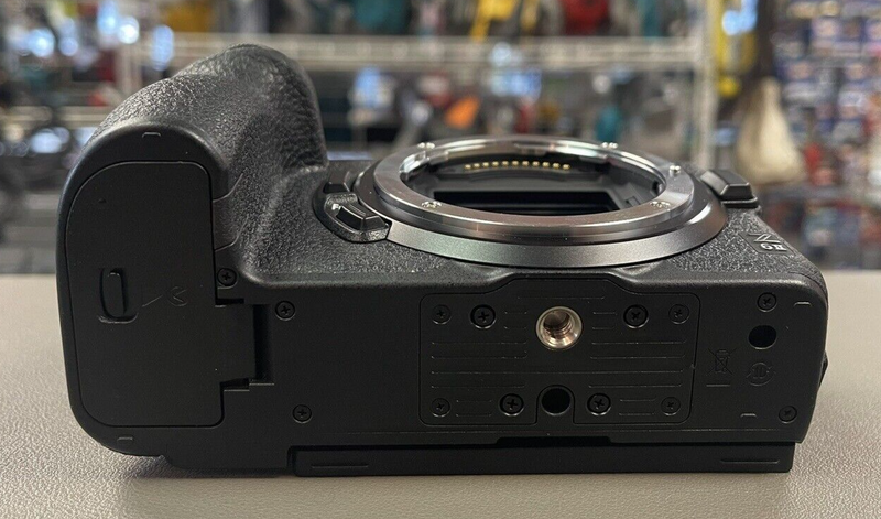 Câmera Nikon Z6 II 24.5MP Mirrorless